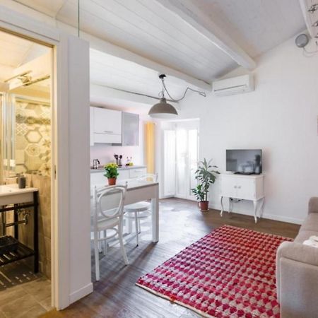 Cozy Studio In Trastevere Рим Екстериор снимка