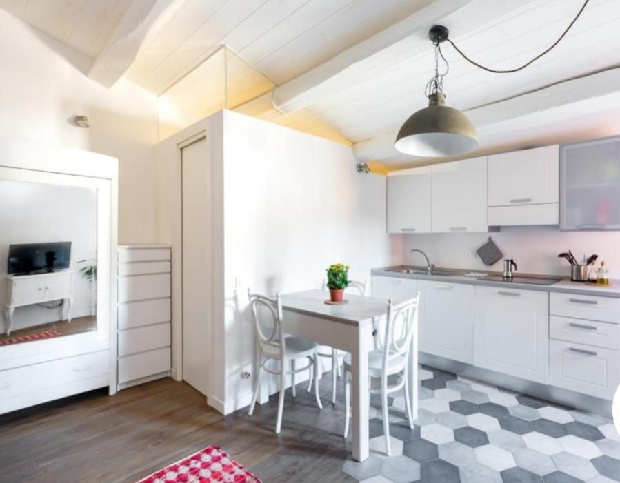 Cozy Studio In Trastevere Рим Екстериор снимка