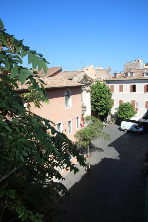 Cozy Studio In Trastevere Рим Екстериор снимка